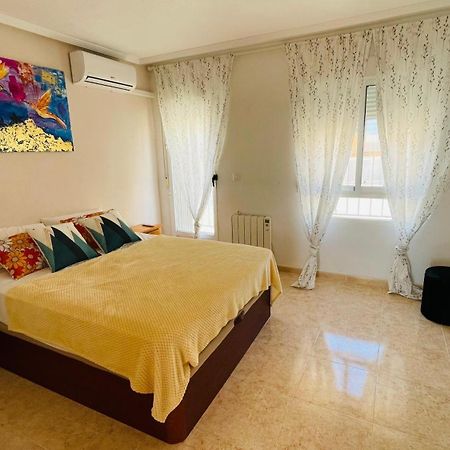 Holiday With A Sea View Торевиеха Екстериор снимка