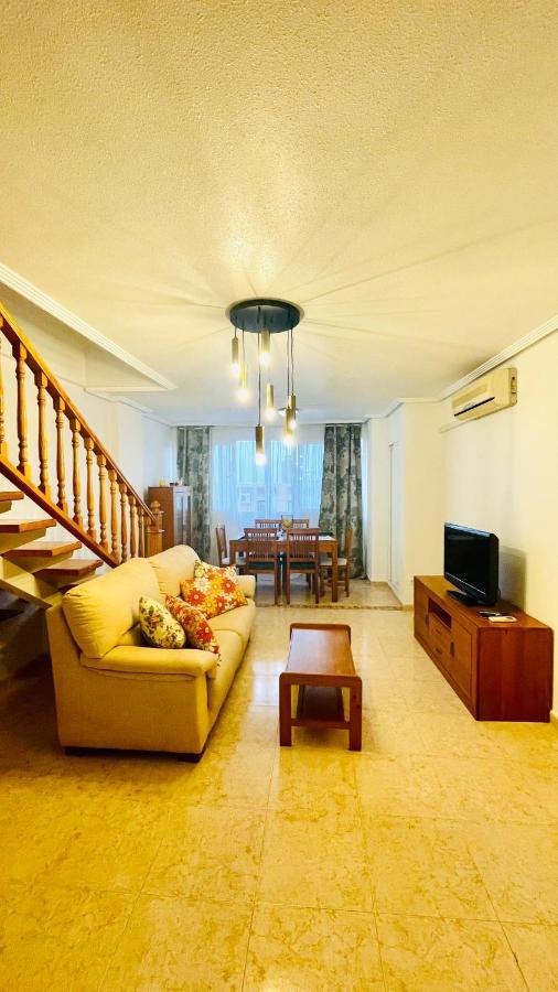 Holiday With A Sea View Торевиеха Екстериор снимка