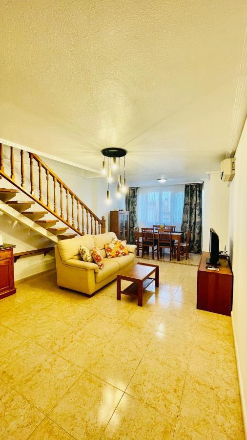 Holiday With A Sea View Торевиеха Екстериор снимка